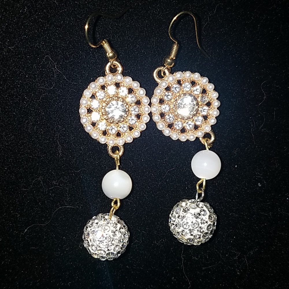 ❤️SOLD💕Pearl Crystal Disc Disco Ball Earrings - Picture 2 of 6